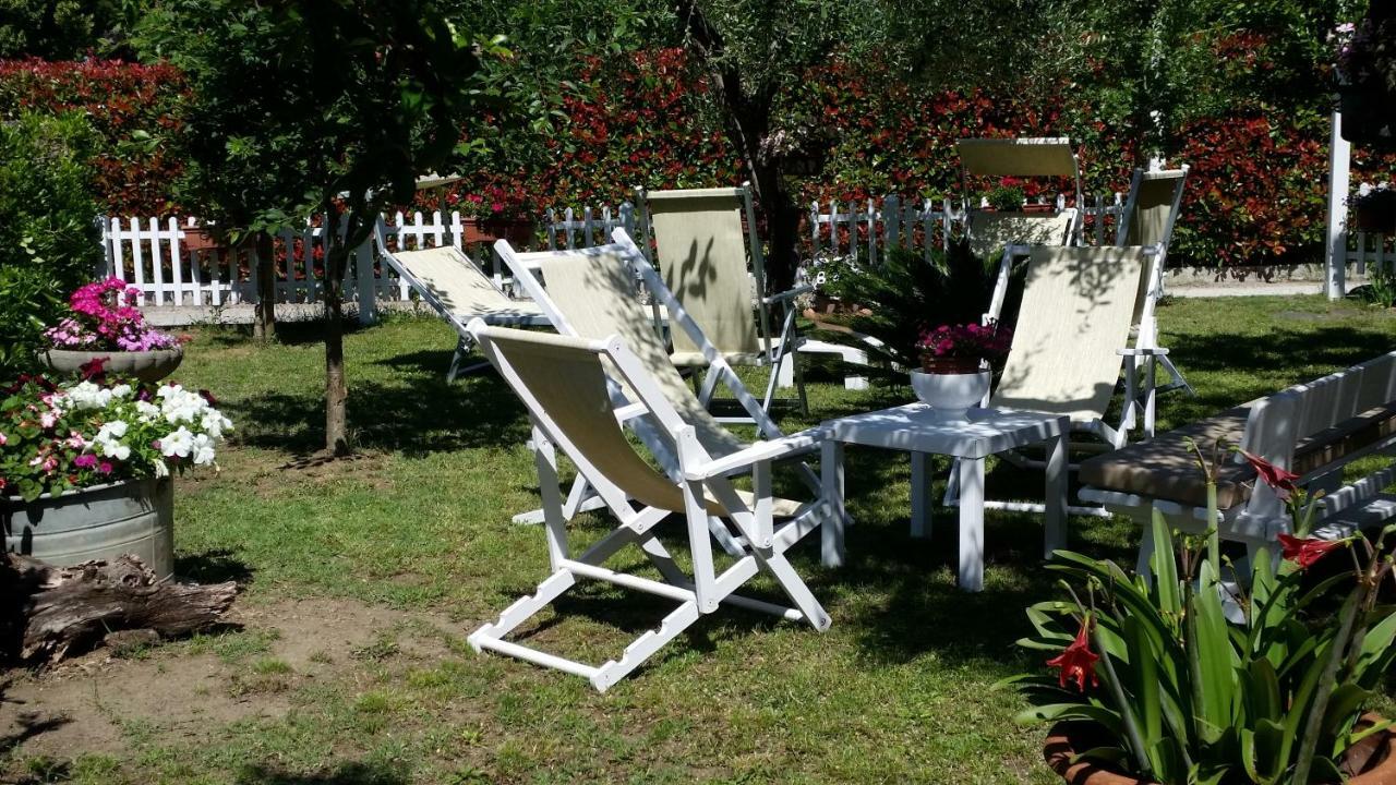 A Casa Di Gabri Bed and Breakfast San Giovanni In Marignano Exteriör bild