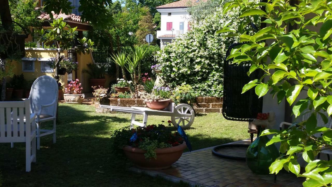 A Casa Di Gabri Bed and Breakfast San Giovanni In Marignano Exteriör bild