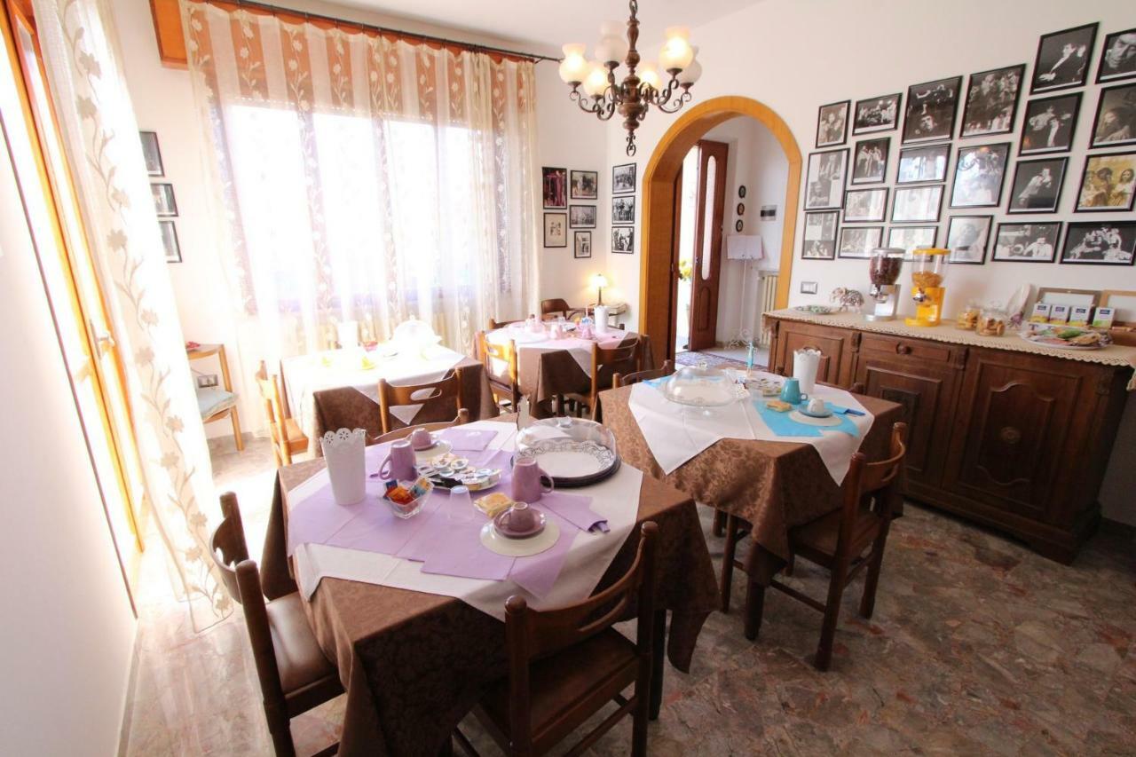 A Casa Di Gabri Bed and Breakfast San Giovanni In Marignano Exteriör bild