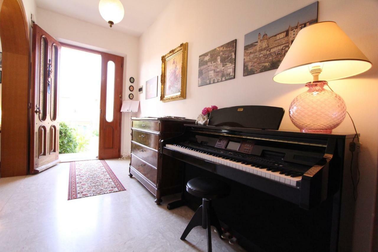 A Casa Di Gabri Bed and Breakfast San Giovanni In Marignano Exteriör bild