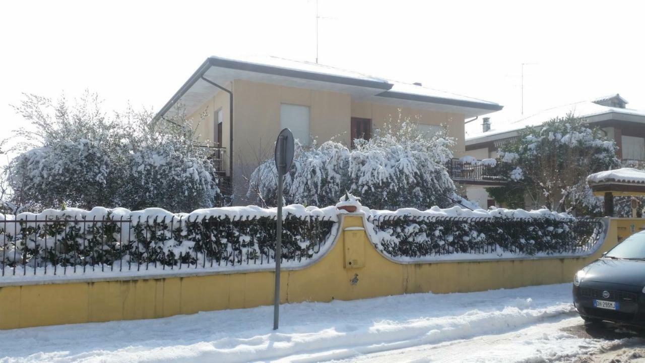 A Casa Di Gabri Bed and Breakfast San Giovanni In Marignano Exteriör bild